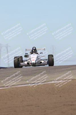 media/Oct-26-2025-CalClub SCCA (Sun) [[8ce1e69566]]/Group 3/Grapevine/